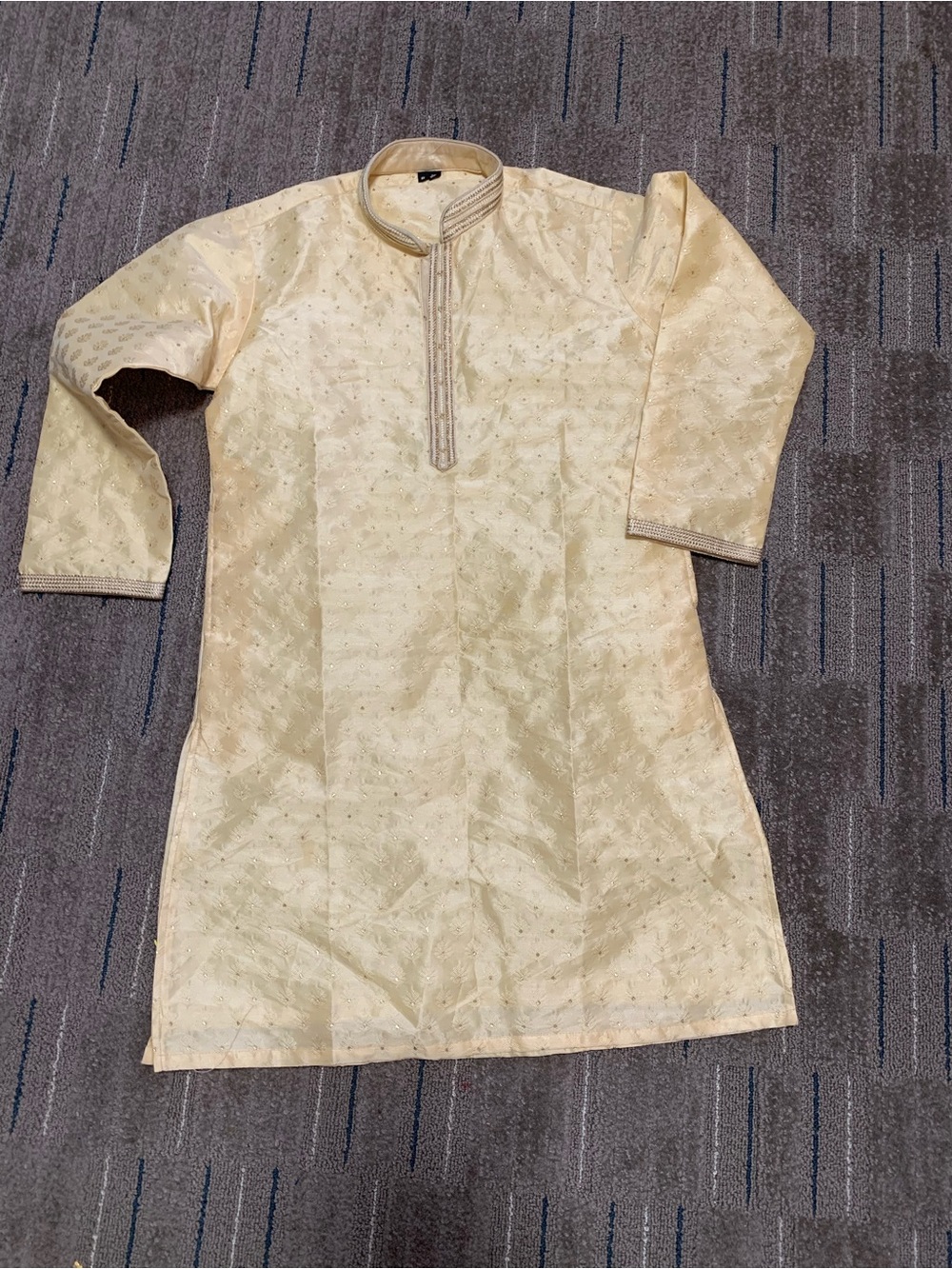 Dkny Boys Size 8 Cream Embroidered Kurta youth Button-Down